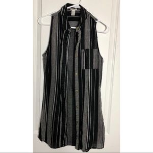 Blk/wht stripe-long-sleeveless top-forever21-sizeS